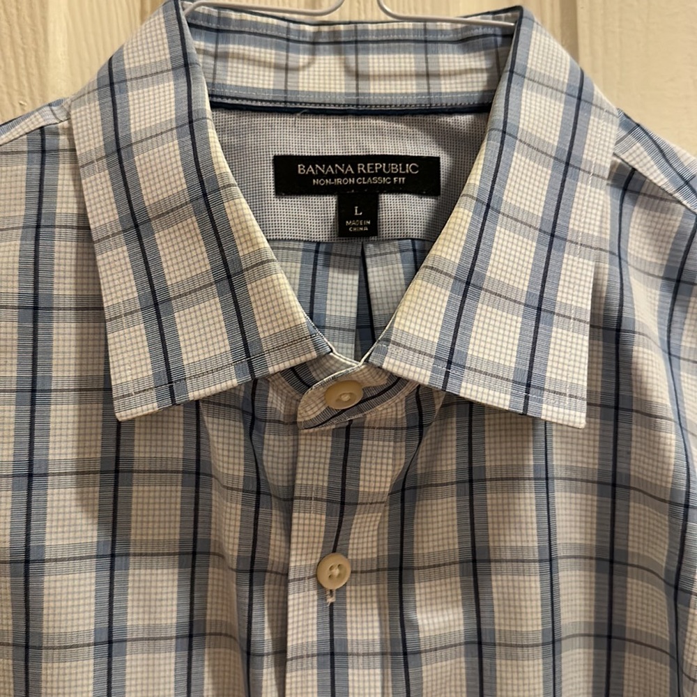 Banana Republic Classic Fit No Iron Long Sleeve Button Down Shirt